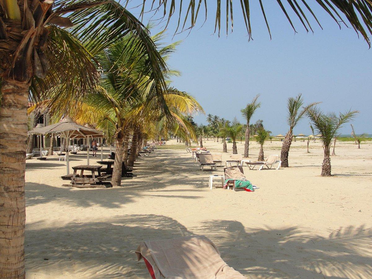 Ocean Bay Hotel & Resort Bakau Exterior photo