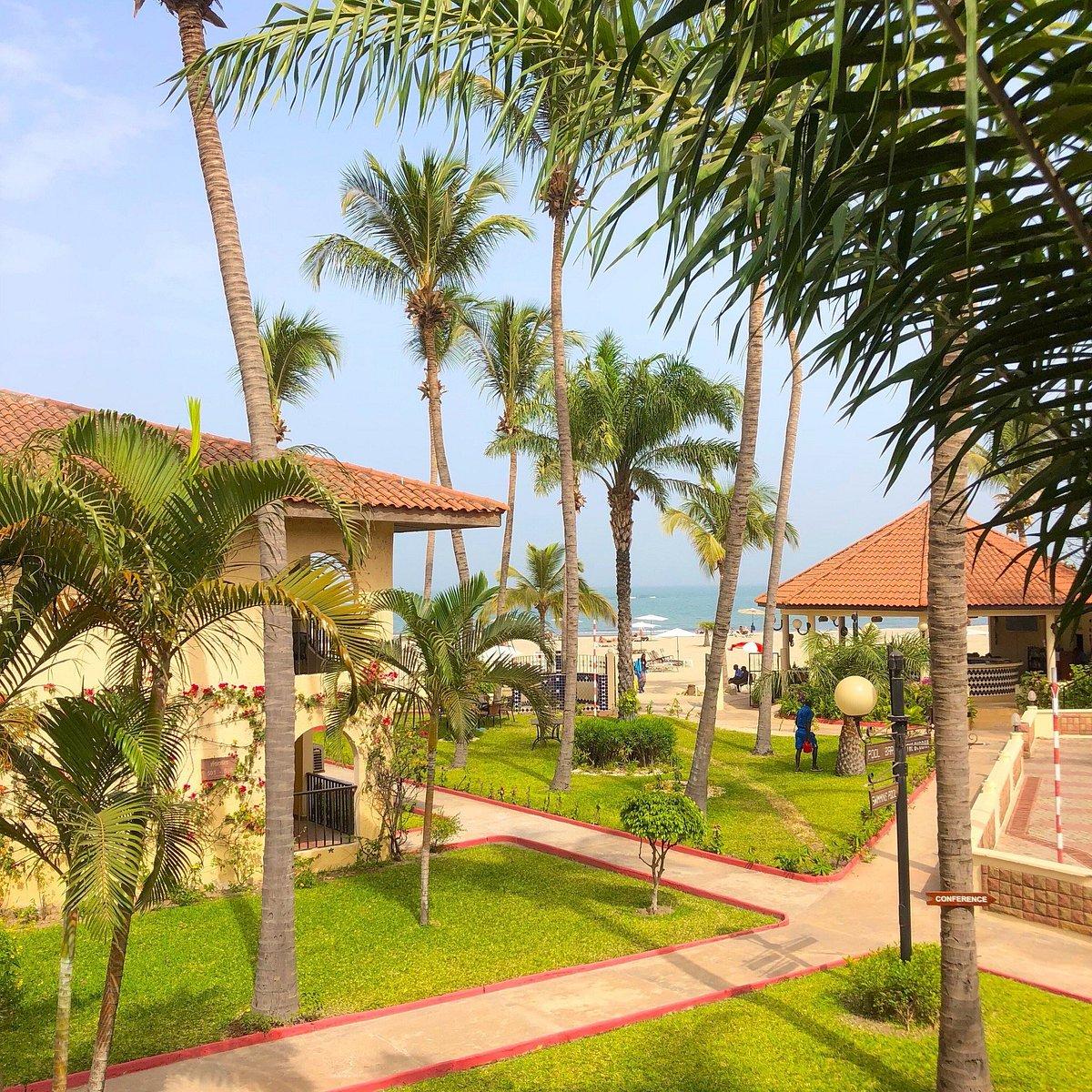 Ocean Bay Hotel & Resort Bakau Exterior photo