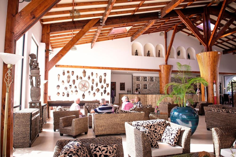 Ocean Bay Hotel & Resort Bakau Exterior photo